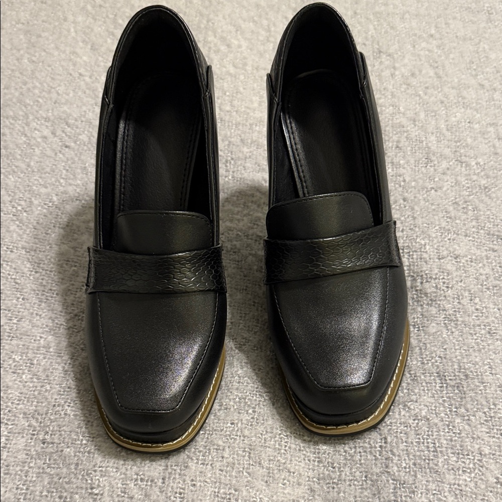Elegant Black Women's Loafers